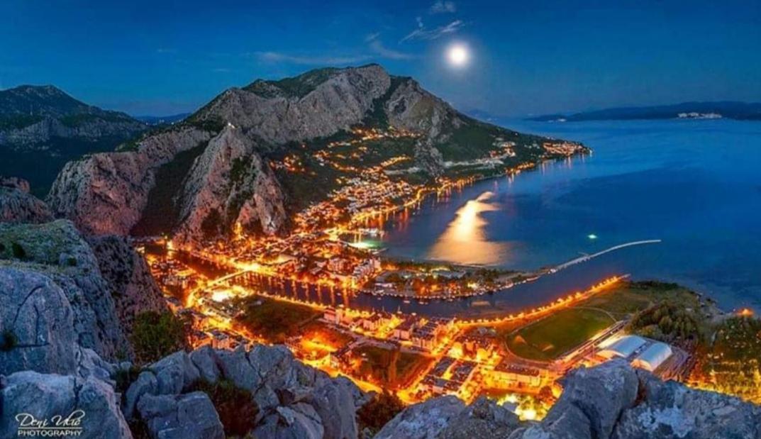 Apartments Kadenca Omiš Exterior foto