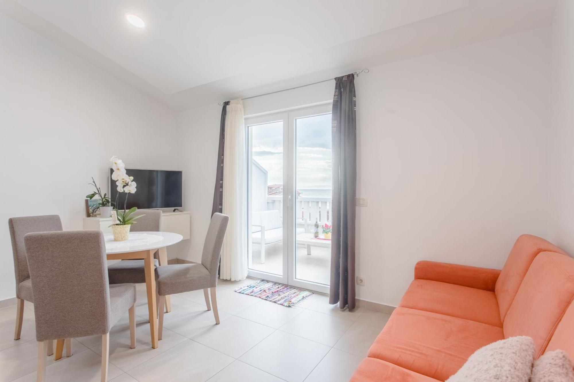 Apartments Kadenca Omiš Quarto foto