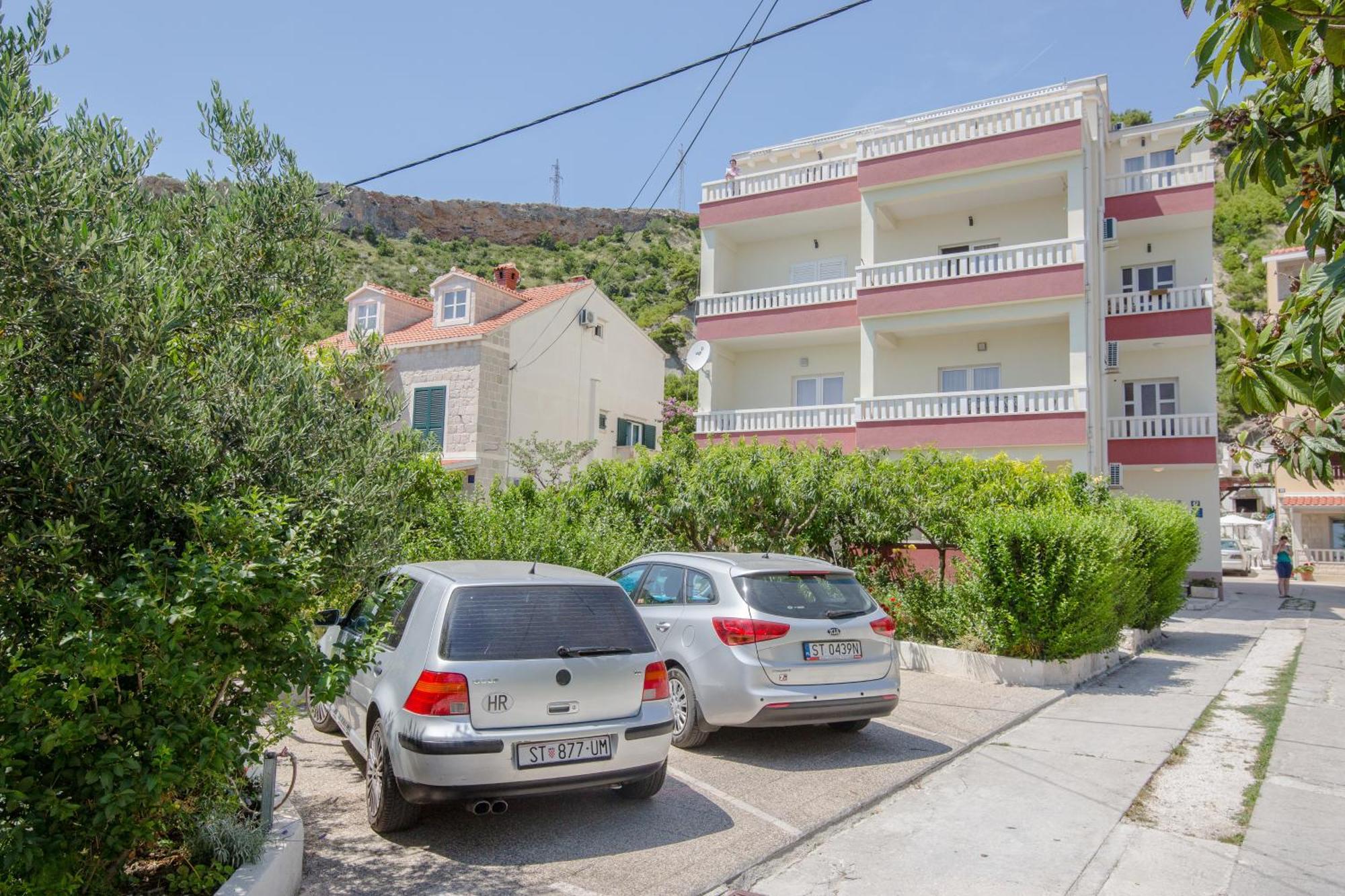 Apartments Kadenca Omiš Quarto foto